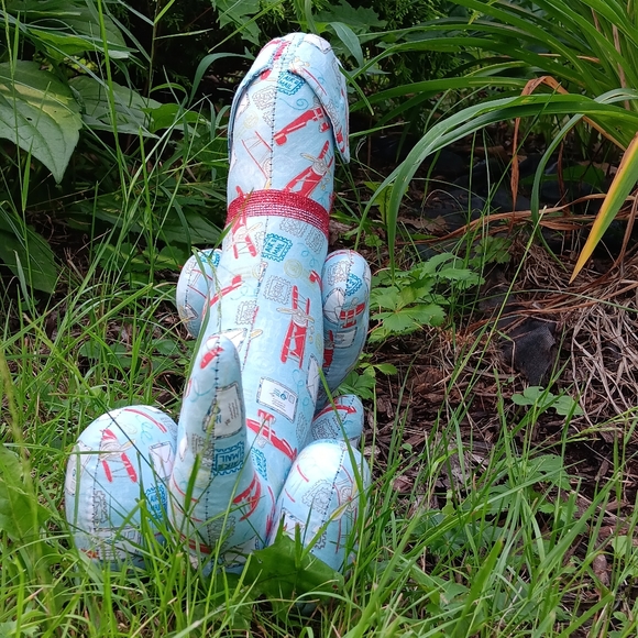 Handmade Plush Dog "Old Planes" - Picture 5 of 7